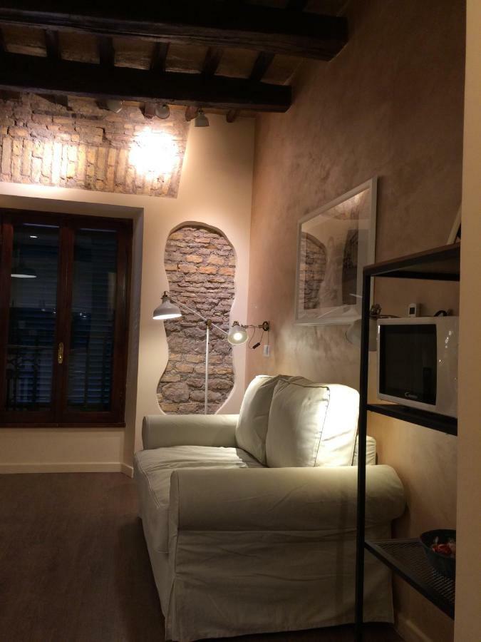 Trans Tiberim Appartement *